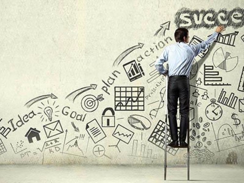 Defina estratégias para sua empresa com maestria