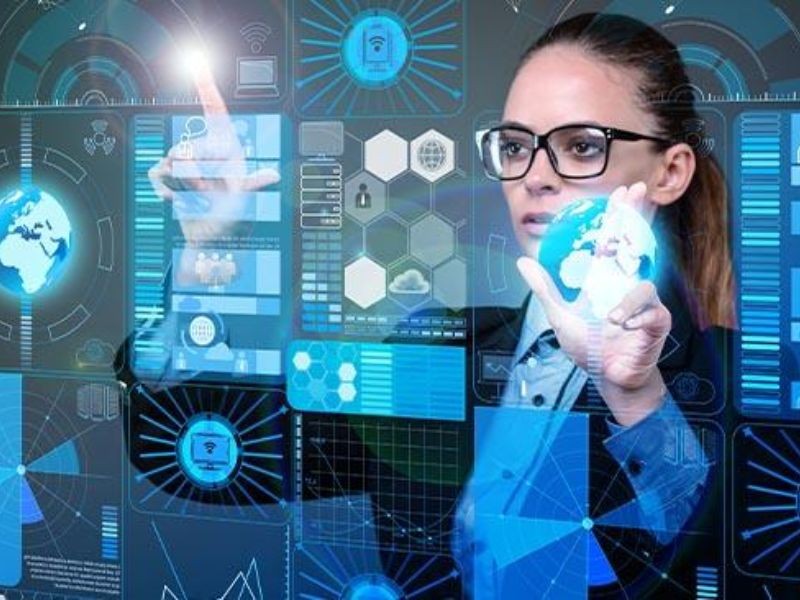 Como a mineração de dados facilita as análises?